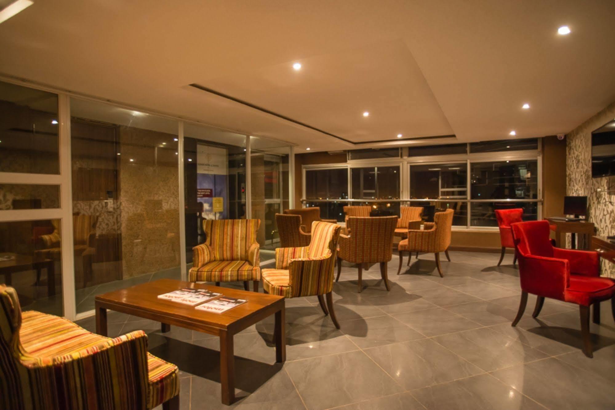 Diamond Plaza Apartments Nairobi Exterior photo